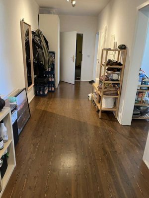 Sehr schöne, helle, geräumige, vollständig renovierte 2-Zimmer-Wohnung zur Miete in Leipzig