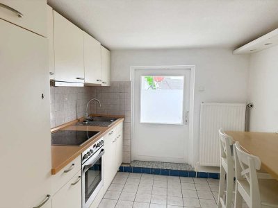 Büsum/Zentrum: Helle 4-Zimmer Wohnung im Zentrum mit einem Balkon