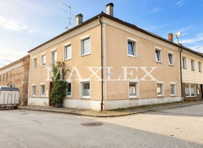 Stadthaus in zentraler Lage – teilsaniert und vielseitig nutzbar