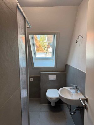 Moderne 3 ZKB Wohnung mit mod. Duschbad + Fenster**