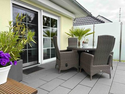 Neuwertiger Bungalow! Niedrig-Energie-Wert A, Wärmepumpe, Kamin, Garage! Stufenlos!