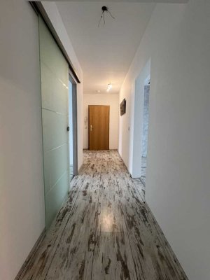 Helle 4-Zimmer-Wohnung mit Balkon und Weitblick