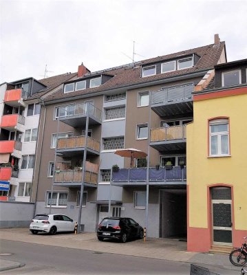 KAPITALANLAGE ODER SELBSTBEZUG: MODERNISIERTE 1-ZIMMER WOHNUNG MIT SEPARATER KÜCHE IN NIPPES