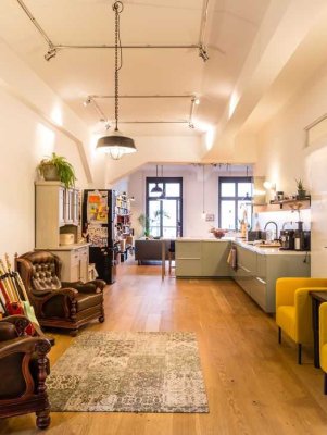 HOMESK - 2-Jahre befristet ! Exklusive Loft-Wohnung im Sanierten-Altbau nahe Südstern