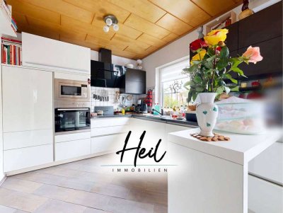 Ab 12/25 bezugsbereit! - Niedrigenergie-Einfamilienhaus mit PV-Anlage I Fußbodenheizung I Carport