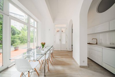 Luxuriöse Gartenwohnung in Stilaltbau – Grünes Refugium im Herzen von 1080 Wien