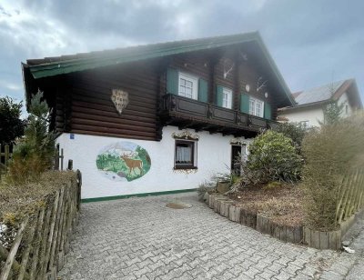 Schöne und vollständig renovierte 1,5-Raum-Souterrain-Wohnung mit Einbauküche in Zeilarn