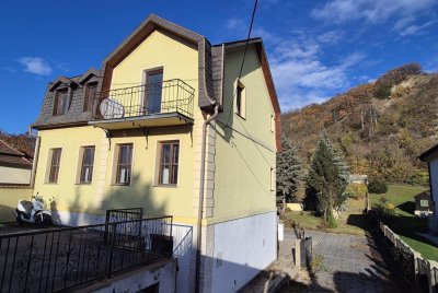 Ein-/Mehrfamilienhaus auf Eigengrund