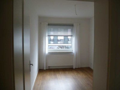 2 Zi-Whg in Herrenhausen, Münterstr.1, Hochparterre, kernsaniert und renoviert