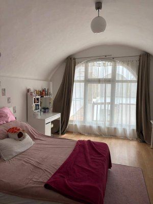 Gemütliche 2-Zimmer Altbauwohnung im Erdgeschoss