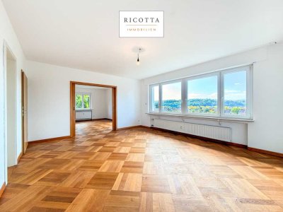 Bezugsfreie 3 Zimmer Wohnung mit Panoramaaussicht, Garage & Gartenanteil