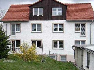 Erstbezug nach Sanierung: Freundliche 3-Raum-Wohnung in Altengönna