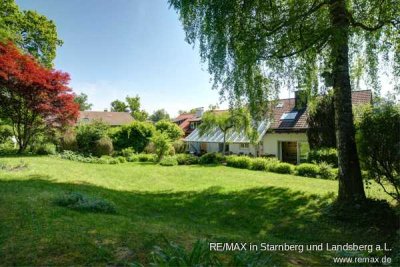 Familiäres Landhaus auf großem Garten und idyllischem Naturgrundstück