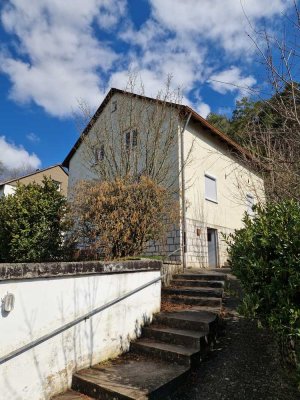 2.5 Zimmerwohnung Obereichstätt in einem freistehendem Haus