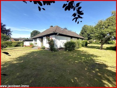 Ein Zuhause voller Ruhe - Ländlicher Bungalowtraum auf großzügigem Grundstück