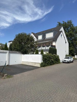 Courtagefreie 3-Zimmer-Wohnung mit Dachterrasse & Bulthaup-Küche