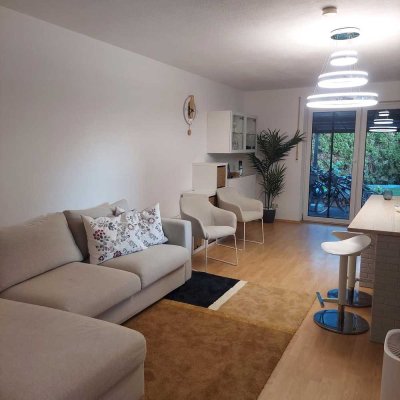 Wohnung mit großem privaten Garten - Nur 5 Min zu Fuß zur Uni/zum Klinikum Augsburg