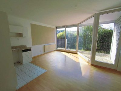 PB, nähe Benhauser Str./Richterstr., Parterre Wohnung über 2 Ebenen + kl.Terrasse, kurzfristig frei