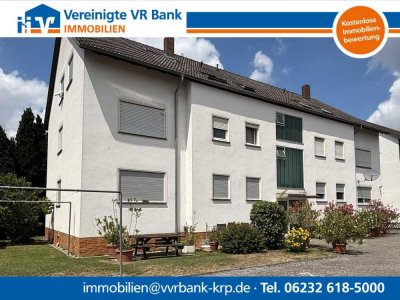 Wohnung mit Garage
in kleiner Wohneinheit