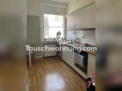 Tauschwohnung: Schöne Altbauwohnung gegen günstigere Wohnung