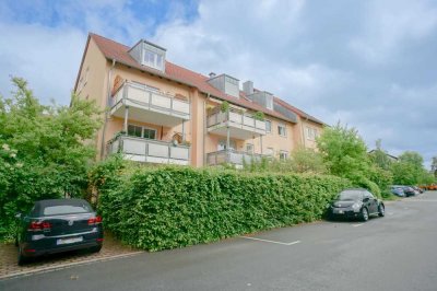 Moderne, lichtdurchflutete 4-Zi.-Wohnung mit Westbalkon in ruhiger, zentraler Lage