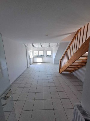 3-Zimmer-Maisonettewohnung mit Balkon und modernem Wohnkomfort!