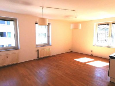 Helle 3-Zimmer-Wohnung mit EBK in Oligsbendengasse, Aachen
