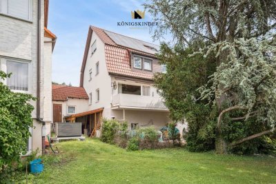 Gepflegtes Mehrfamilienhaus mit 2 Garagen und parkähnlichen Garten