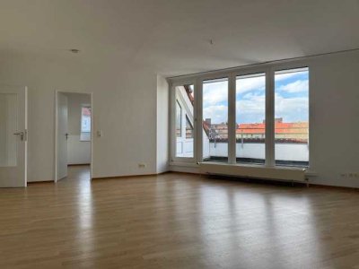2-Zimmer-WHG in bester Lage der List mit Balkon zur ruhigen Seitenstraße