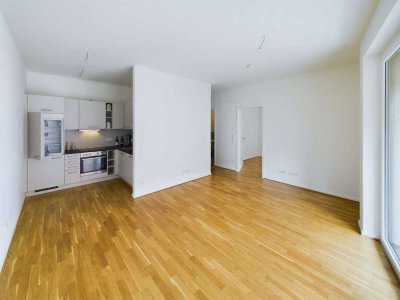 Moderne 2-Zimmer-Wohnung mit Balkon und grünem Innenhof zentral in der Altstadt Dresdens | MaryAnn