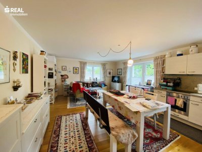 Bezaubernde 3-Zimmer-Wohnung mit Blick ins Grüne