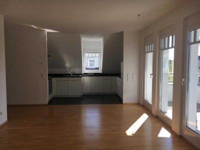 Bad Homburg Perfekte 3 Zimmer Wohnung mit Balkon und eigenem Garten