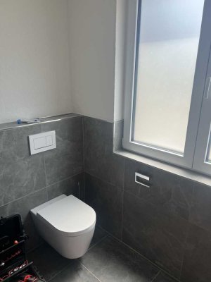 Neuwertige 3-Zimmer-Wohnung mit Balkon und Einbauküche in Philippsburg