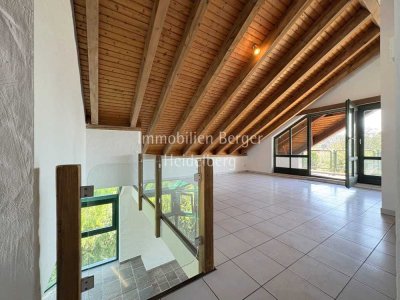 Individuelle Maisonette mit Galerie in gesuchter, bequemer, ebener Lage von Bensheim-Auerbach!