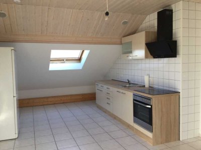 Schöne zwei Zimmer DG in Ober-Ramstadt/Rohrbach