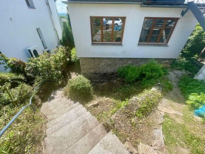3 Zimmer Wohnung / WG Geeignet + EBK und Traumhaften Garten