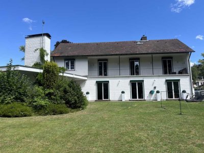 Repräsentative Villa in Sachsenhausen-Süd mit 11 Zimmern