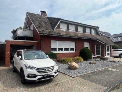 Charmantes Zweifamilienhaus mit Wintergarten