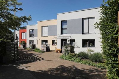 Sonnig, groß und modern! Schickes Reihenhaus in der Nordstadt sucht Nachmieter!