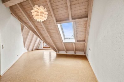Sonnige Aussichten: Maisonette mit Balkon und modernem Wohngefühl - neue Heizung inklusive!