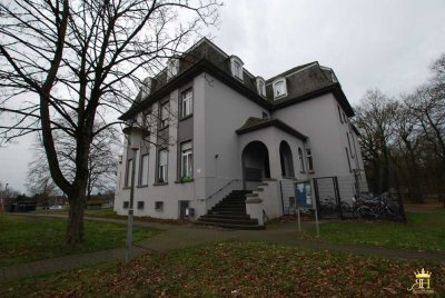 Modernisierte 1-Zimmer-Wohnung mit Pantryküche !