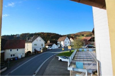 Günstige 4-Zimmer-Wohnung in Wildflecken Oberbach