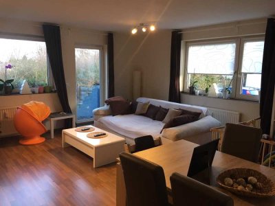 Schöne 4-Zimmer-Wohnung mit eigenem Garten und Terrasse in Braunschweig-Wenden