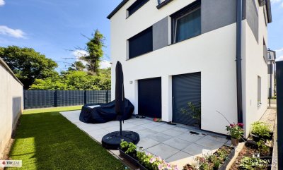 • NEU! • ZIEGELMASSIV • 12 REIHENHÄUSER • 2 PKW-STELLPLÄTZE PRO HAUS • GARTEN &amp; TERRASSE • BELAGSFERTIG • FISCHAMEND •