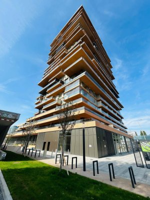 PROVISIONSFREI! ERSTBEZUG! GRÜNBLICK TOWER! HELLE ZWEI ZIMMER WOHNUNG! 8m² BALKON! 4. STOCK! EINBAUKÜCHE.