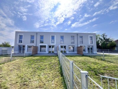 4 Zimmer-Haus plus Keller, Garten und 2 Stellplätzen!