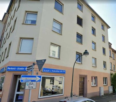 Bilk: Kompakte 3-Zimmer in Uninähe