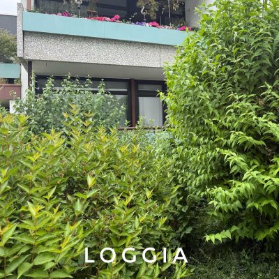 Stilvolle, modernisierte 3-Zimmer-Erdgeschosswohnung mit Liggia in Hameln