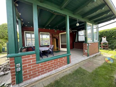 Ferienhaus in Neuruppin - Gartenidyll am Stadtrand mit Eigentumsland
