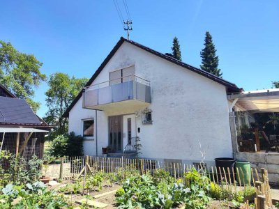 Attraktive 3,5-Zimmer-Dachgeschosswohnung mit Balkon in Gäufelden